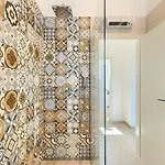 Traumhafte Mit Privatpool Und Panoramablick 度假居 *