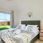 度假居 Traumhafte Mit Privatpool Und Panoramablick